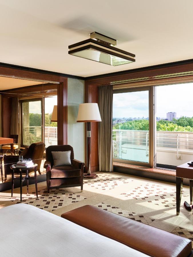 Curzon Balcony Suite